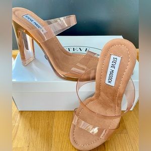 Steve Madden Glassy Tan heels